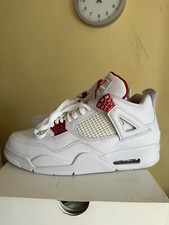 Air Jordan 4 rosso